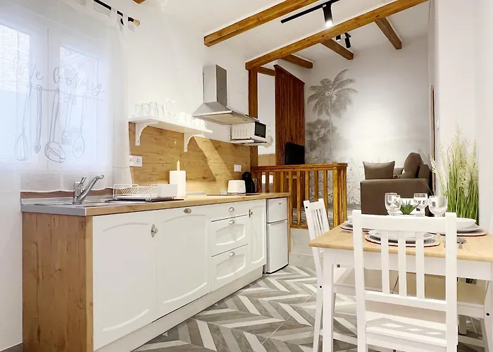 Encantador Vigas De Madera Apartment Valencia