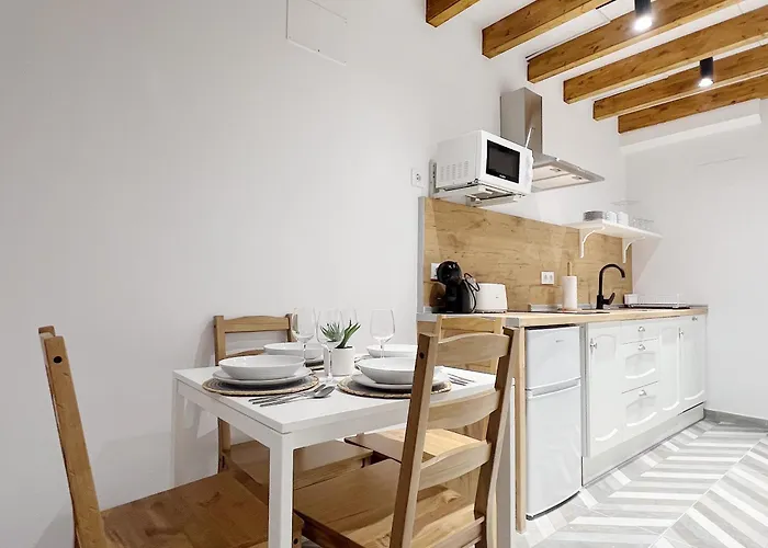 Encantador Vigas De Madera Apartment *