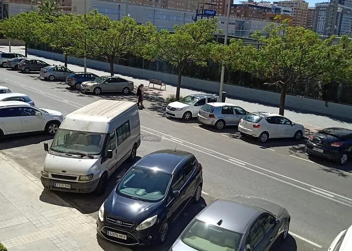 Y Suite. Upv, Uv Y Playa * Βαλένθια