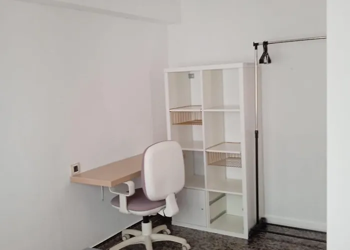 Y Suite. Upv, Uv Y Playa