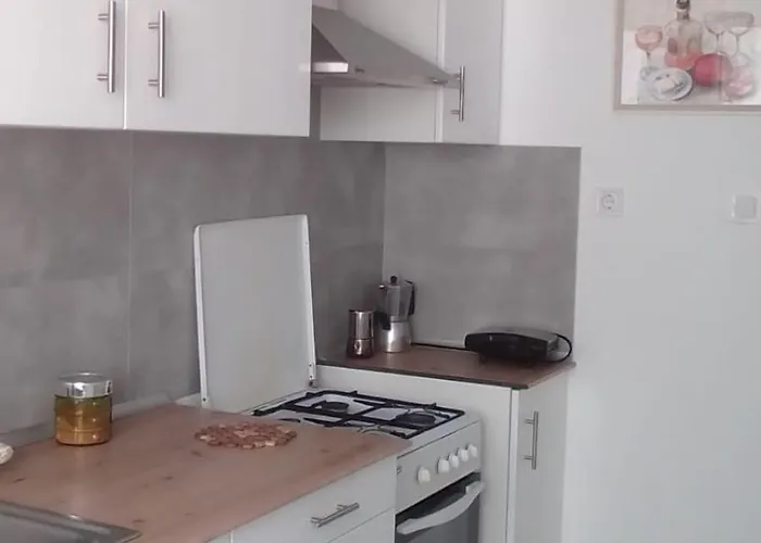 Spacious Flat In The Center 아파트 *