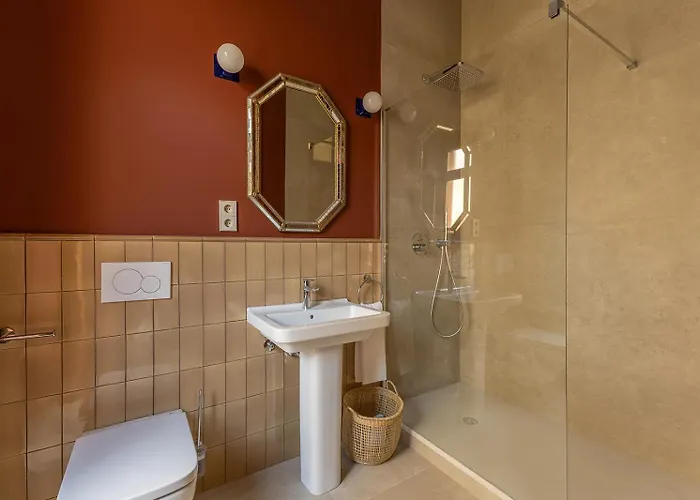 La Novieta Boutique - Adults Only Valence