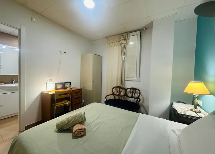 Mirador 1 Del Mercado - Con Bano Privado En El Centro De La Ciudad Vella *