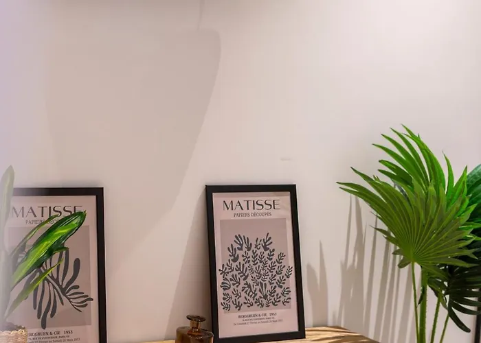 Vlc Host - Zapadores Apartmán *