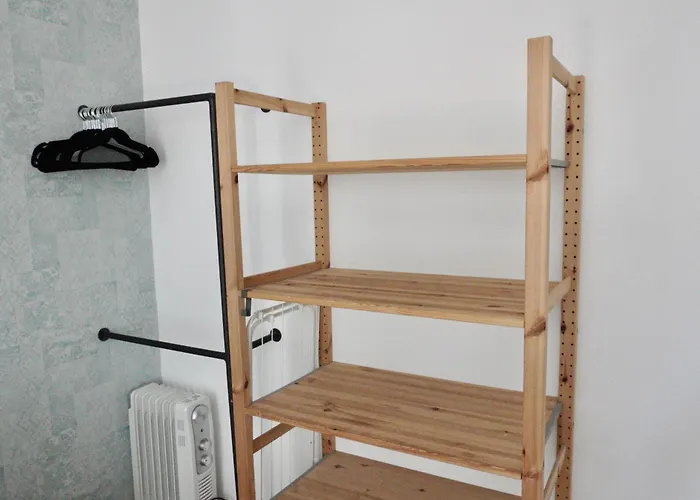 Hosted By Gracie Βαλένθια