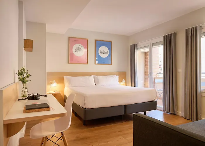 בית הארחה Ciencias 4*