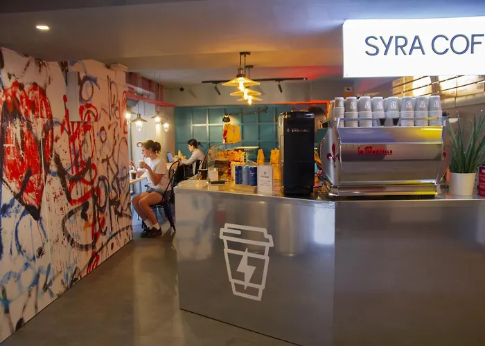 بيت شباب Room00