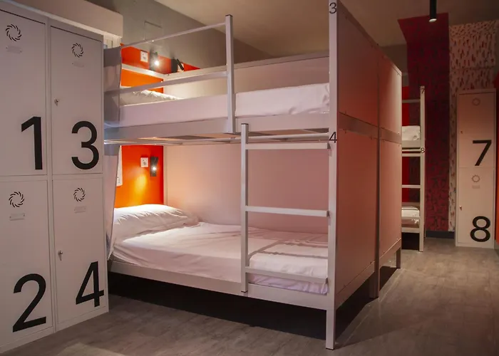 Auberge de jeunesse Room00 *