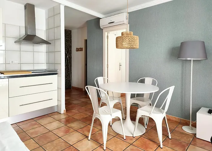 Flats Friends Nave Appartement