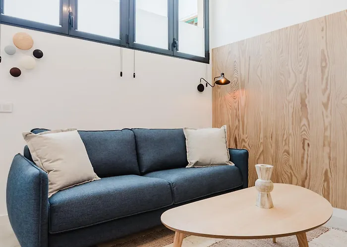 아파트 By Olala Homes