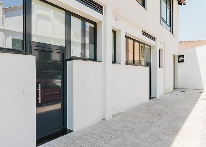 By Olala Homes * Walencja