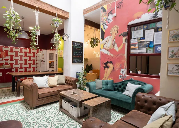 Hostel Youth By Feetup *