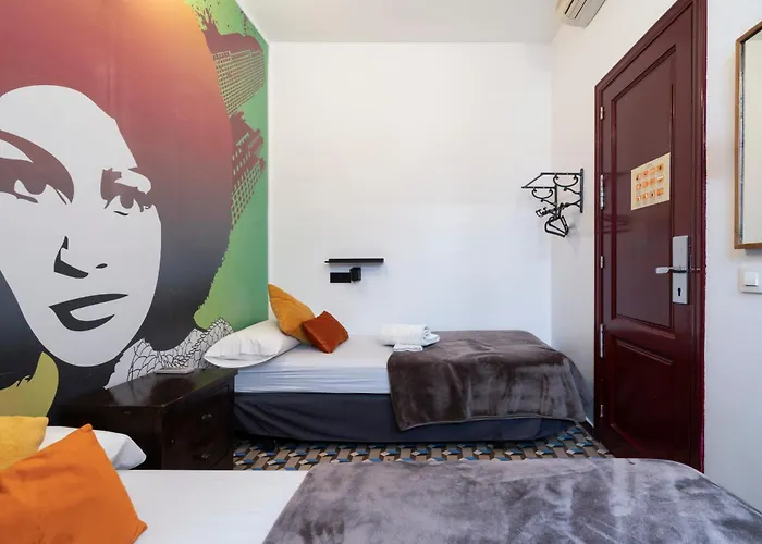 Youth By Feetup Hostel