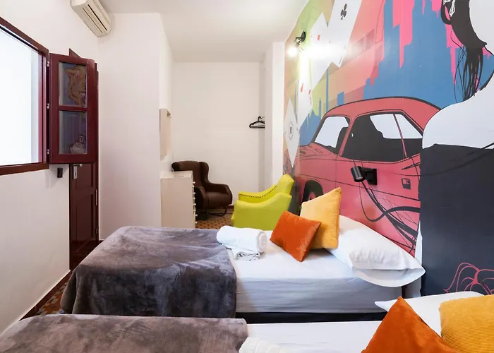 Youth By Feetup Hostel *