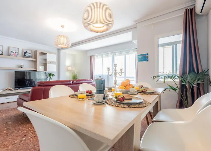 Familiar En Avenida Del Puerto 아파트 발렌시아