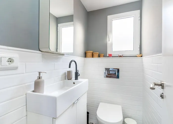 Skyline Gardens Penthouse 아파트 *