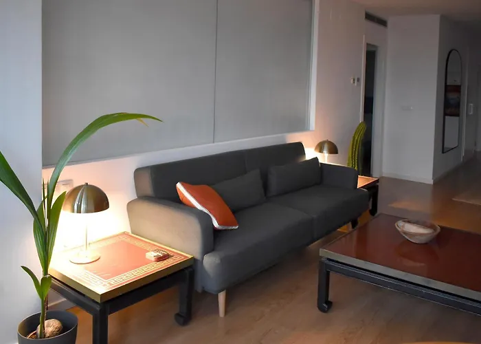 Stylish Well-connected Beachfront Flat Валенсия