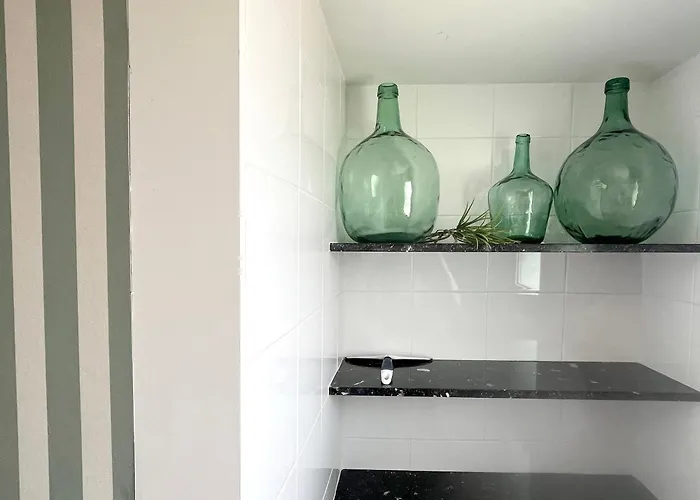 Stylish Well-connected Beachfront Flat Валенсия