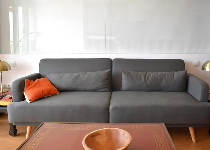 Stylish Well-connected Beachfront Flat Валенсия