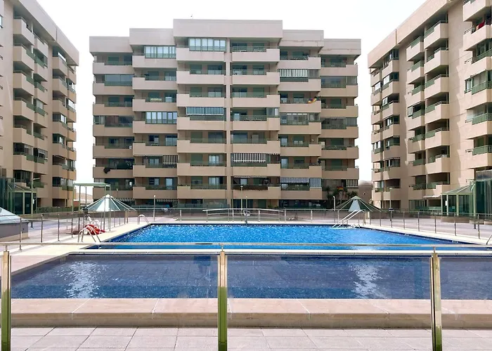 Stylish Well-connected Beachfront Flat شقة فالنسيا