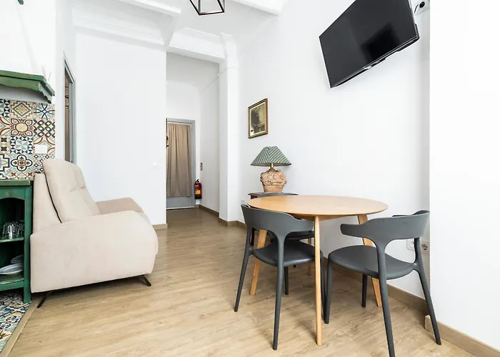 아파트 Live In Chianti By Concept Flats