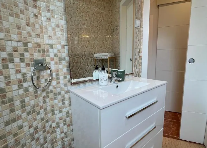 Cabanal Port Marina Lejlighed Valencia