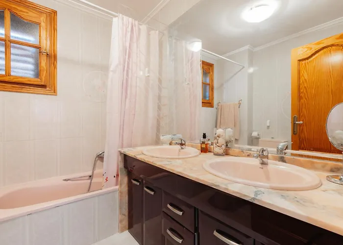 Chalet, Rodeada De Naturaleza Piscina A Doce Klm De Y 7 Del Aeropuerto * 발렌시아