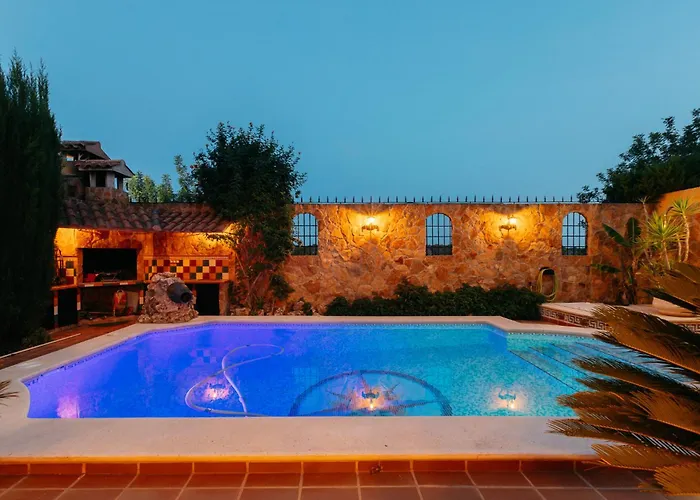 Chalet, Rodeada De Naturaleza Piscina A Doce Klm De Y 7 Del Aeropuerto 펜션 발렌시아