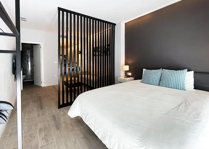 Mediterraneo Affittacamere Valenza