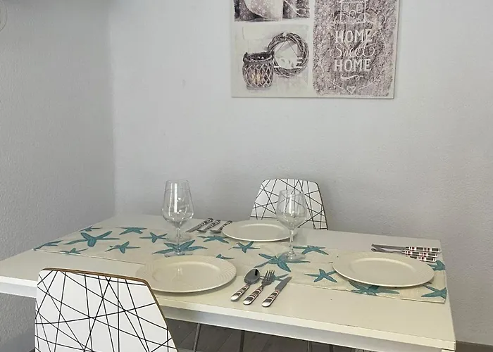 Πανσιόν Malvarrosa Familiar Βαλένθια