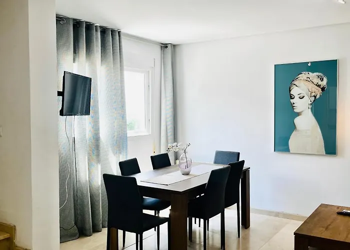 Travel Habitat Atico Calle Comedias