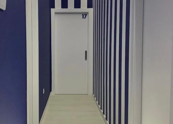 Mediterranean Flats Plaza Redonda *