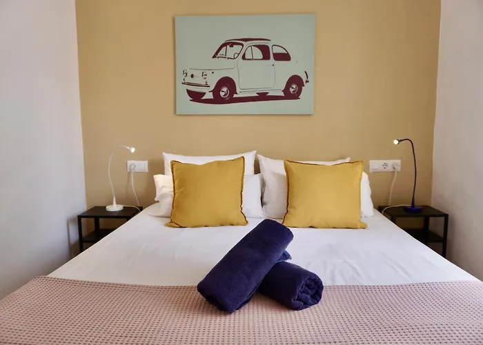 Hosted By Gracie فالنسيا