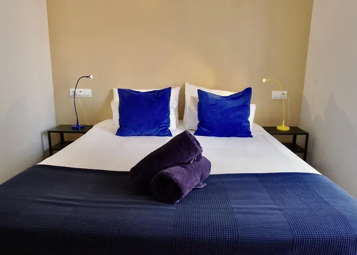 Hosted By Gracie شقة *