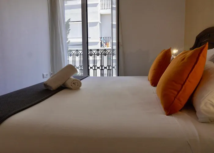 Hosted By Gracie شقة *