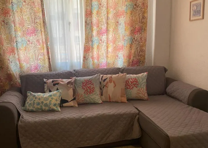 Malvarrosa Familiar Πανσιόν 2*