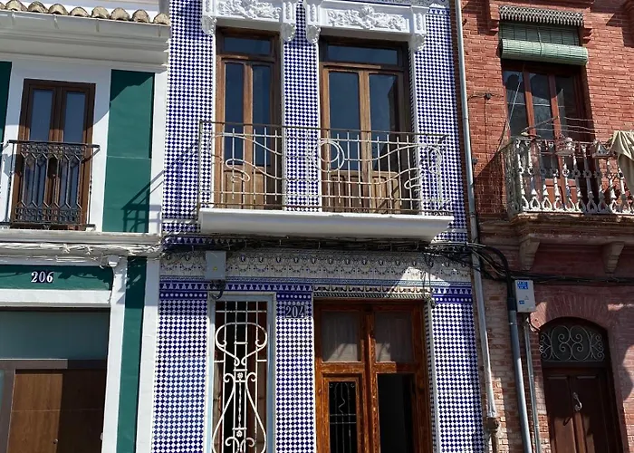 Artisan Haven: El Cabanyal Oasis 瓦伦西亚