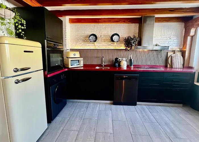 Luxury Penthouse Center *