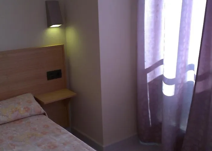 Bisbal Only Adults No Ac