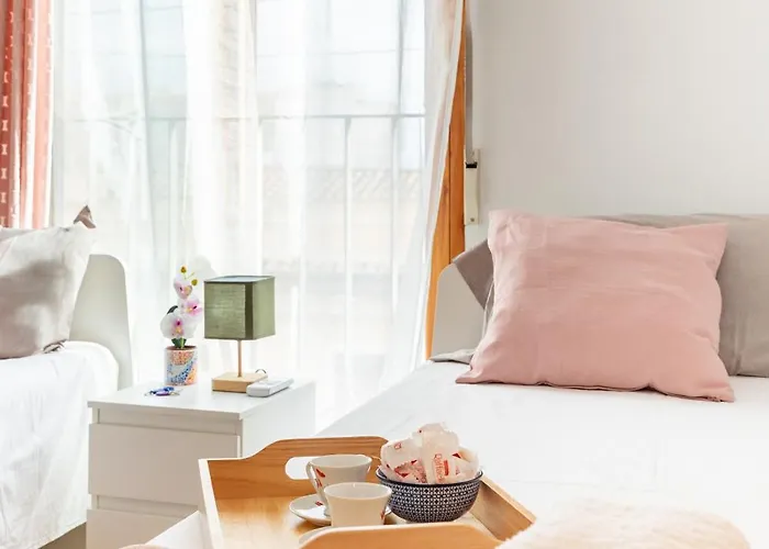 Penthouse Duplex In A 4 Floors Spanish House -8 Min To Center By Metro