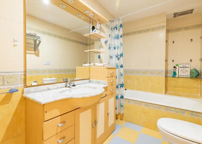 Penthouse Duplex In A 4 Floors Spanish House -8 Min To Center By Metro 아파트 발렌시아