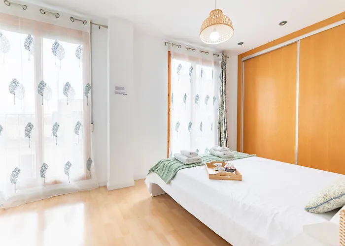 Penthouse Duplex In A 4 Floors Spanish House -8 Min To Center By Metro