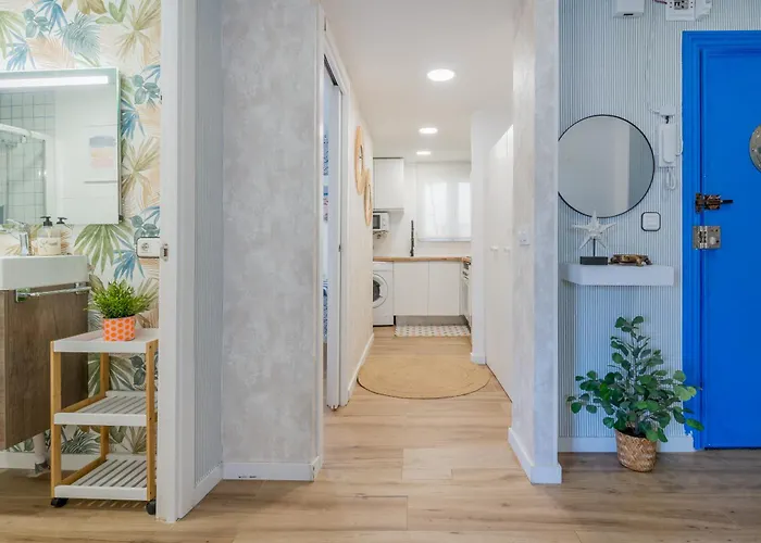 Náutico Junto A La Playa Malvarrosa *