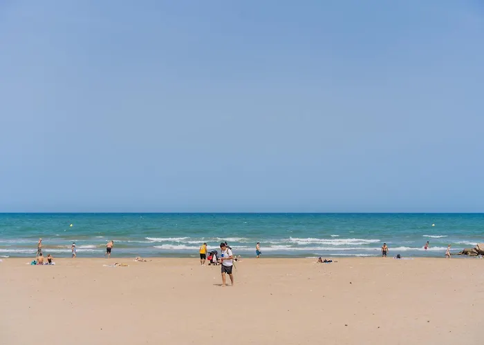 Náutico Junto A La Playa Malvarrosa