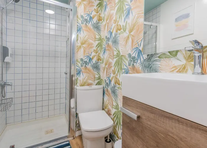 Nautico Junto A La Playa Malvarrosa فالنسيا