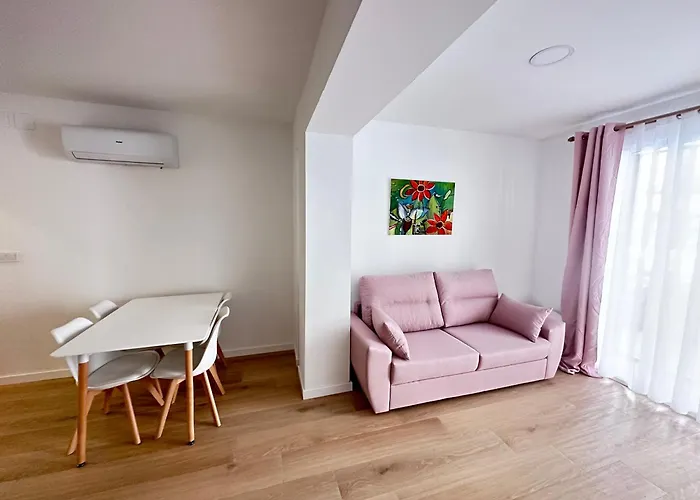 & A Y B Βαλένθια