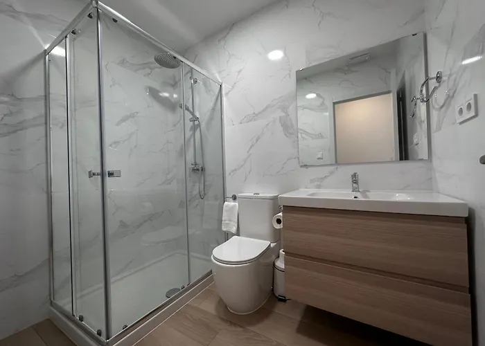 شقة & A Y B فالنسيا