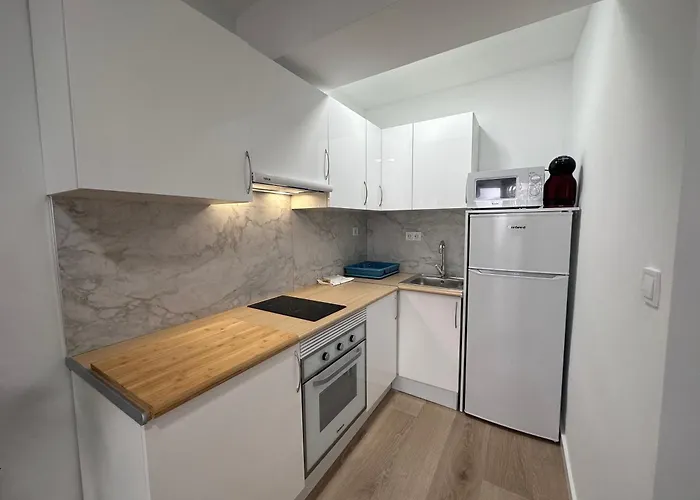 شقة & A Y B فالنسيا