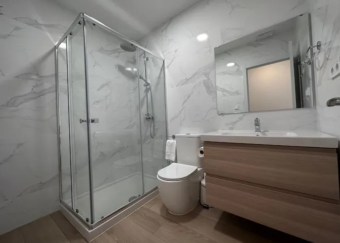 Διαμέρισμα & A Y B *