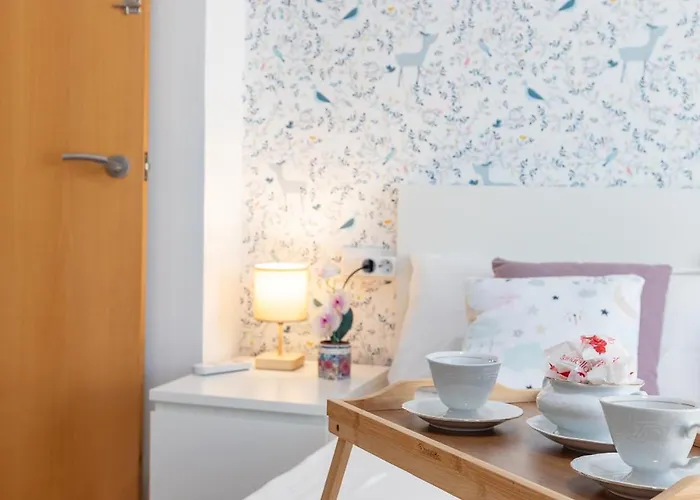 Mediterraneo By Neohotels-centro 8 Min By Metro Apartament